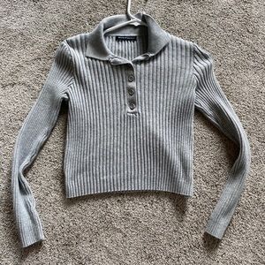 BRANDY MELVILLE collared cropped shirt